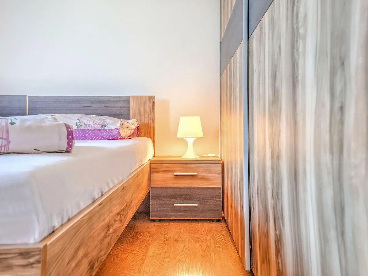 Apartment Ulika-2 By Interhome Tar-Vabriga