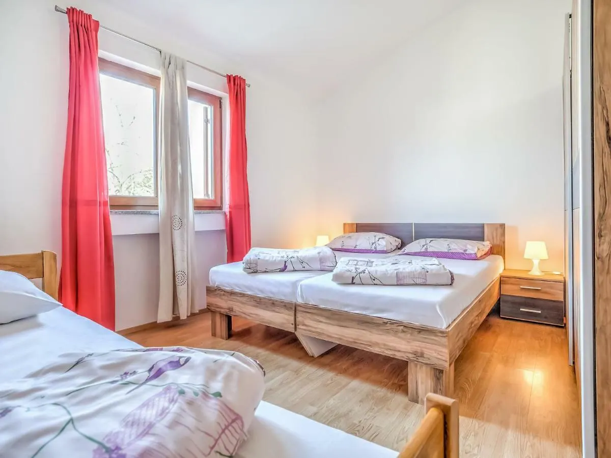 Apartment Ulika-2 By Interhome Tar-Vabriga 0*,